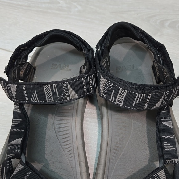 Teva Mens Outdoor Hook&loop Sandals shoes sz 11 main image 9
